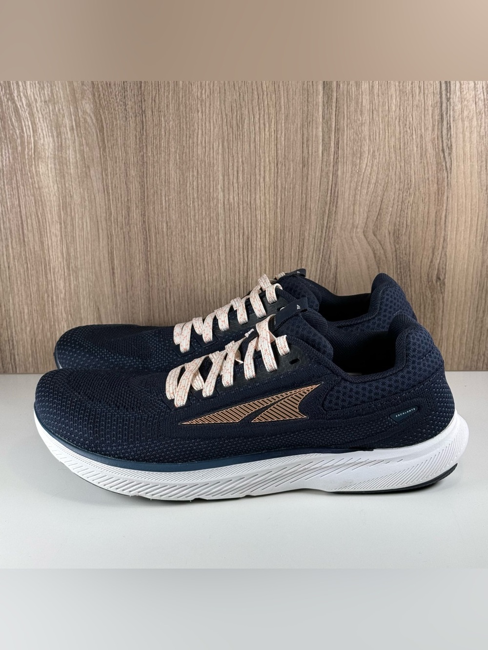 ALTRA Escalante 3 Navy Coral Running Shoes ALOA7R71447 Women’s Size 8 - Picture 3 of 9